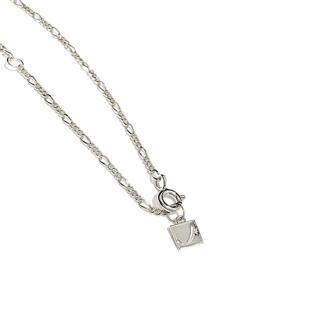 18k-vermeil-white-gold-figaro-chain-tag