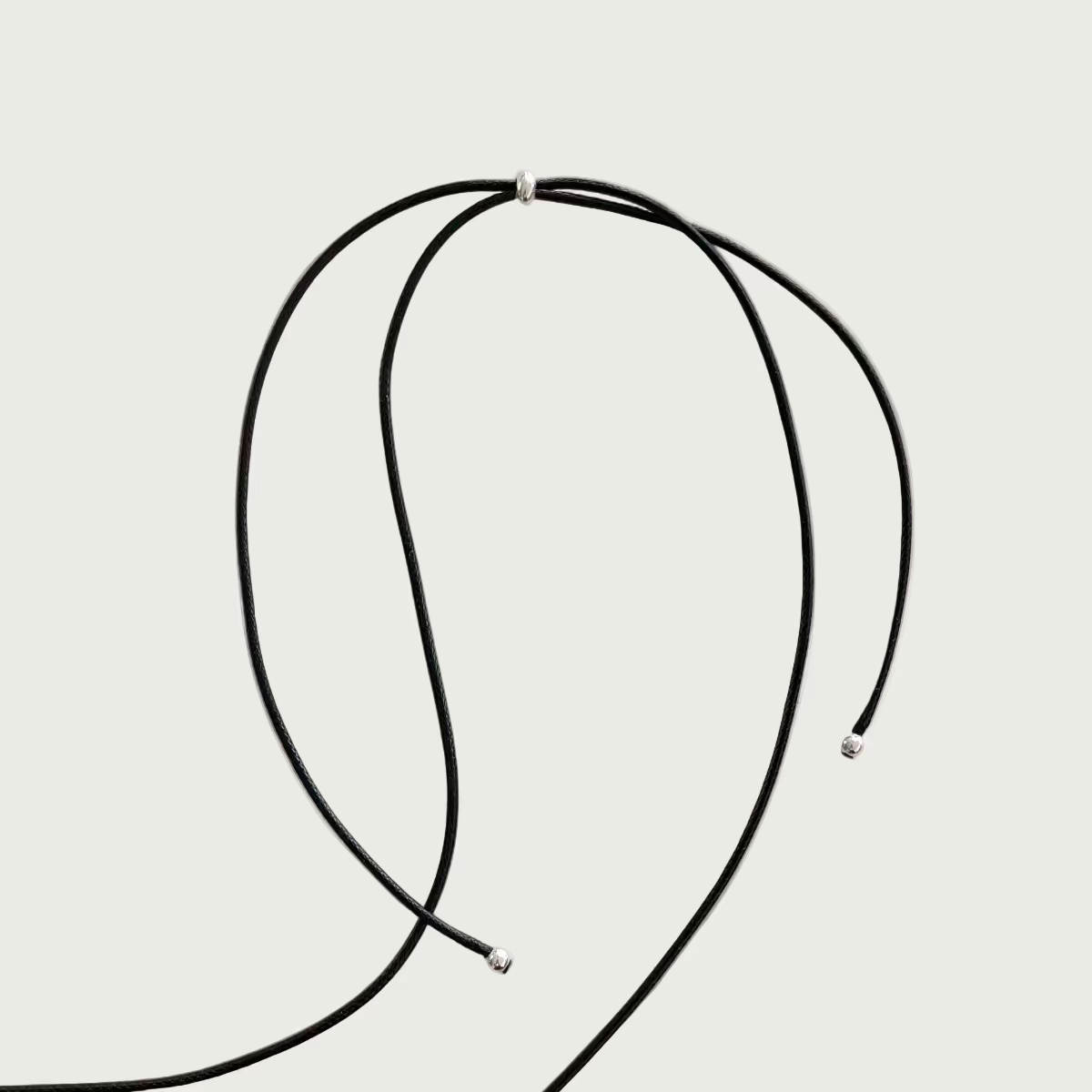 Baroque_pearl_cord_necklace_for_fall_self-tie