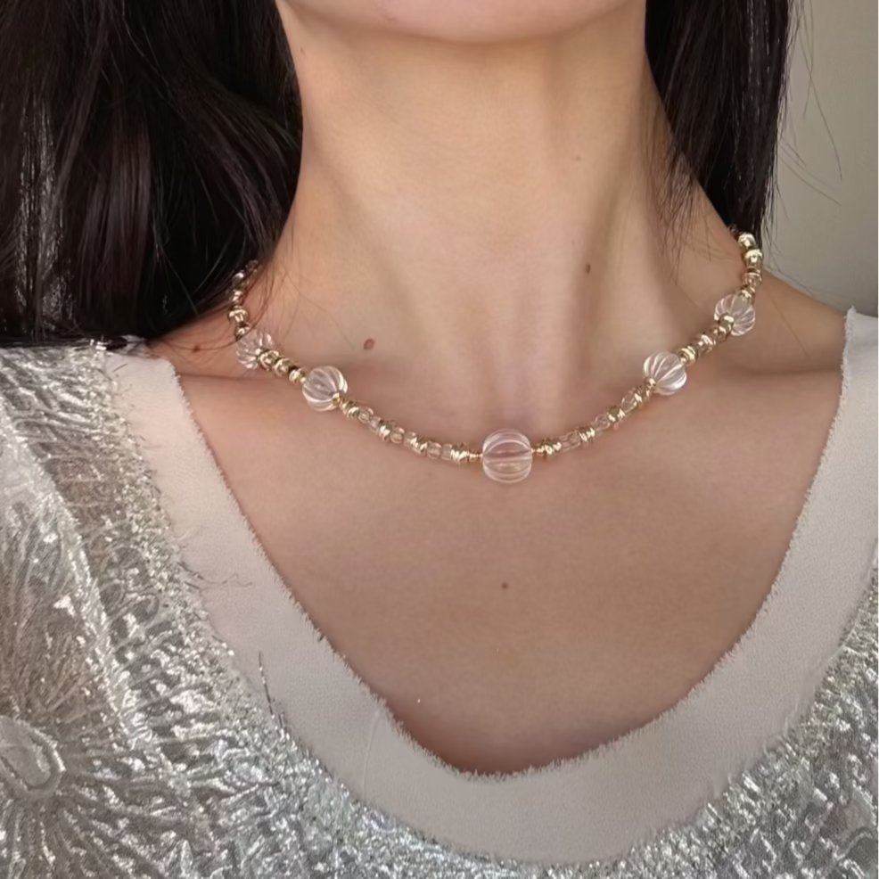 Lia_Clear_Quartz_Necklace_Stones_pearl