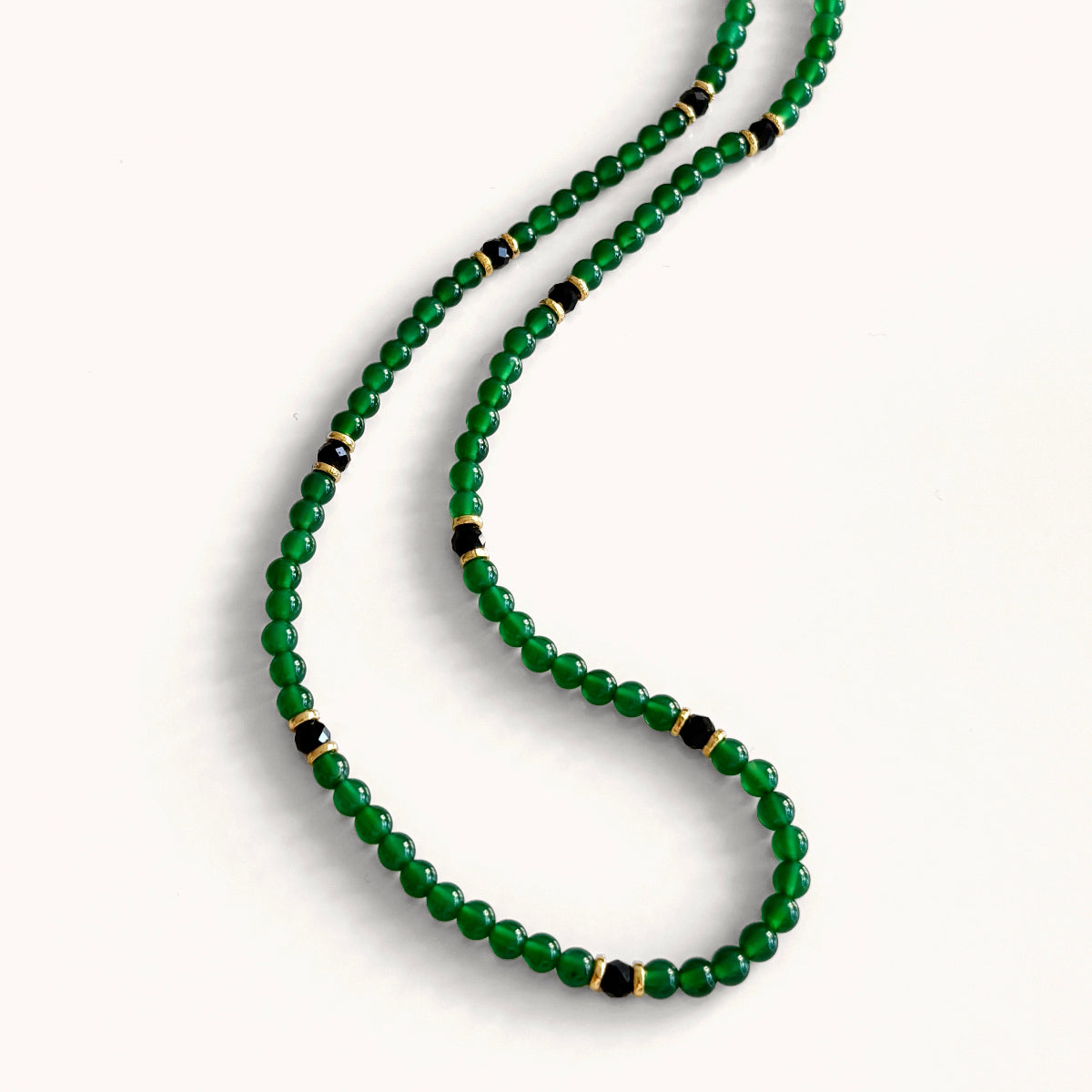 Green agate necklace with black and gold accents, fall layering jewelry, chic jewelry