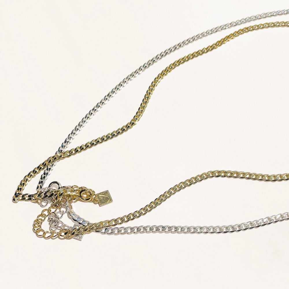 18k-vermeil-yellow-white-gold-curb-chain, 18k vermeil curb chain, flat curb chain, bold flat chain, white gold curb chain, yellow gold curb chain