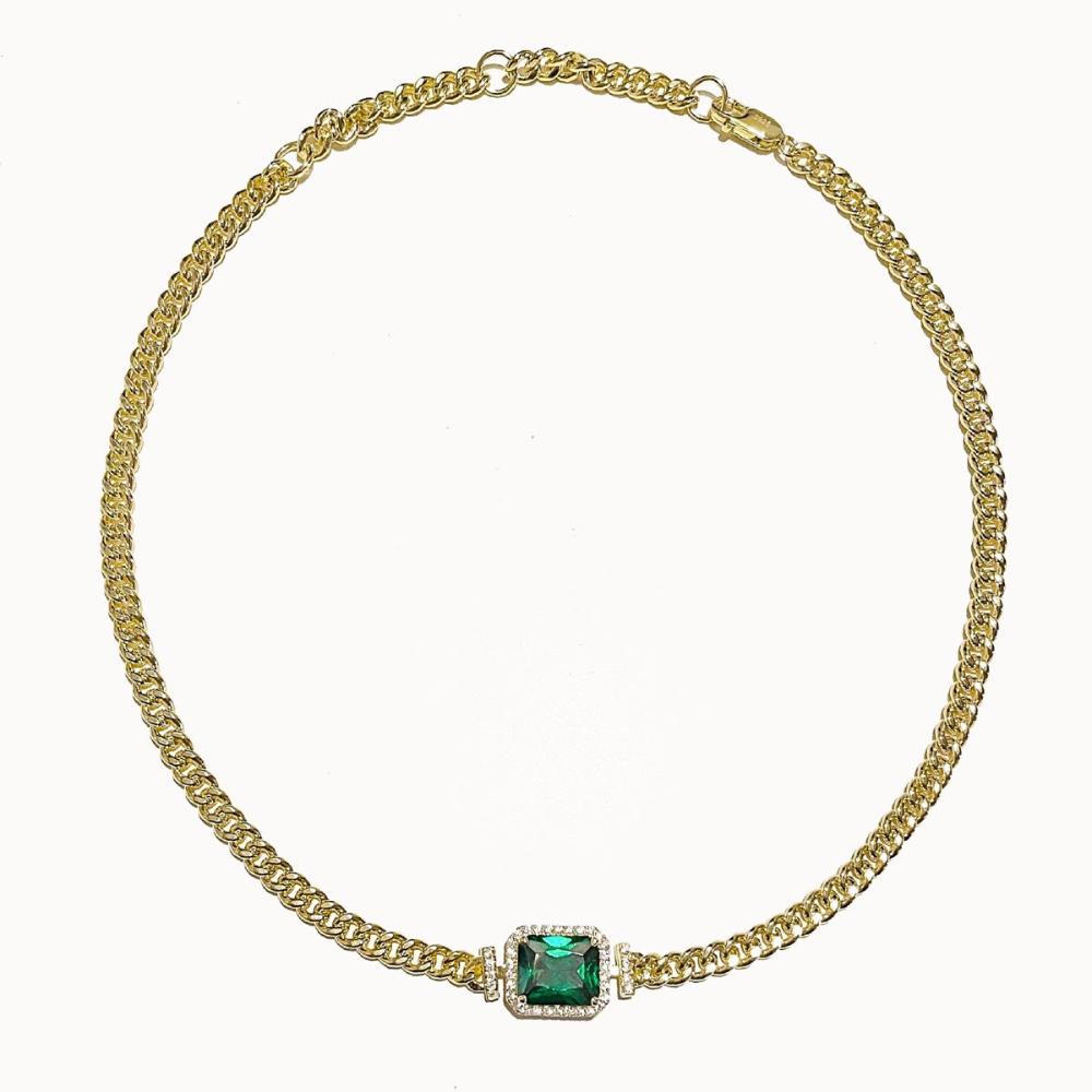 curb chain emerald, fine jewelry, gold emerald curb chain, emerald chain design, statement emerald chain gold, emerald chain aesthetic, gold chain aesthetic, emerald chain gold, statement chain layered, gold emerald chain gold minimalist jewelry. white gold emerald chain, holiday gift, gifts for her