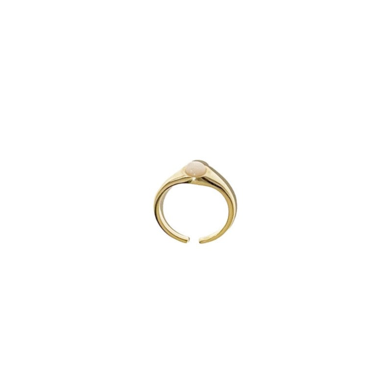 Signet ring, pearl signet ring, mother of pearl signet ring, open size pearl signet ring, white mother of pearl signet ring, vermeil signet ring, 18k vermeil pearl signet ring