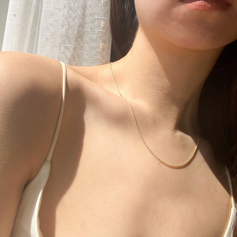 18k-vermeil-yellow-gold-dainty-rope-chain, 18k rope chain, gold rope chain, 18k gold rope chain, twist rope chain, vermeil rope chain , rope chain necklace, rope necklace