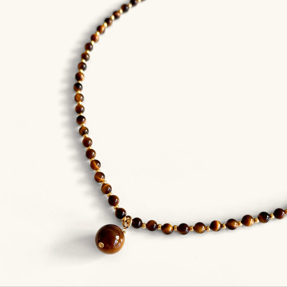 Tiger eye necklace with gold pendant, modern fall jewelry, aesthetic chic jewelry