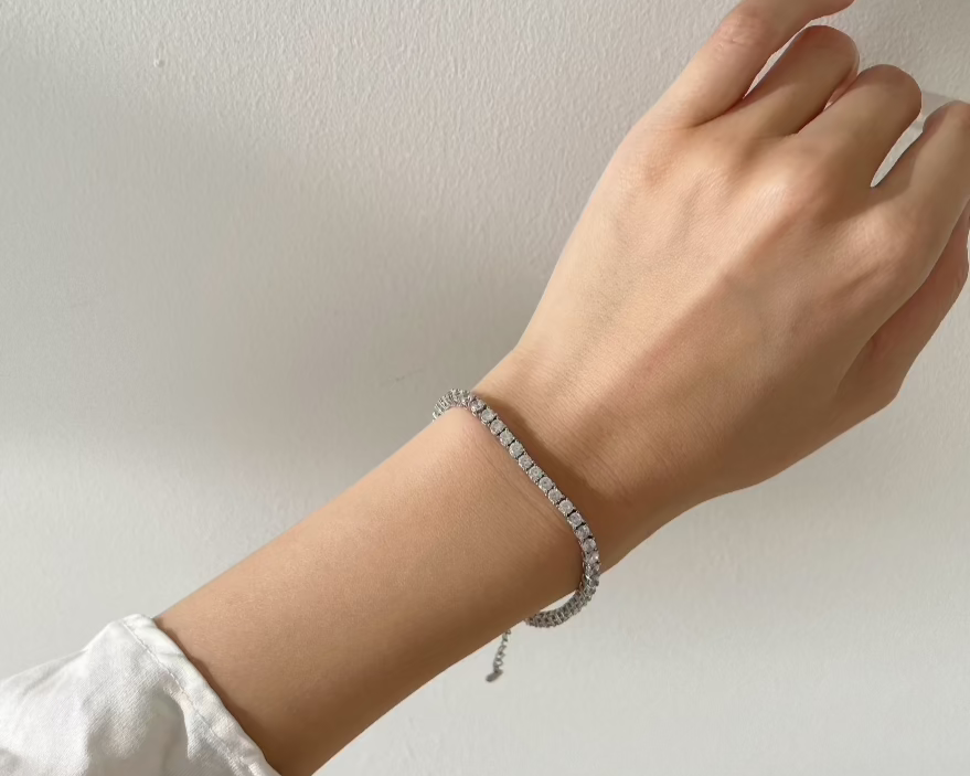 tennis bracelet, 18k tennis bracelet, silver tennis bracelet, white gold tennis bracelet 