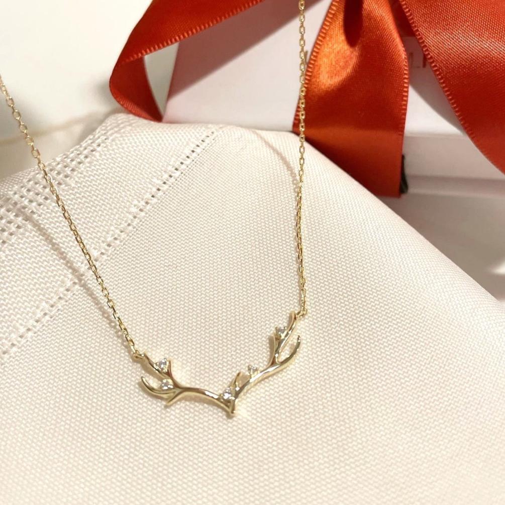 gold antlers necklace, holiday gift, holiday gift idea, antler motif jewelry, gold chain aesthetic, dainty christmas necklace, dainty necklace, dainty gold necklace, antlers necklace, Christmas necklace, Christmas jewelry, Christmas gift